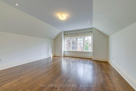 Photo 18 at 1031 Lakeshore Road W, SW Southwest, Oakville