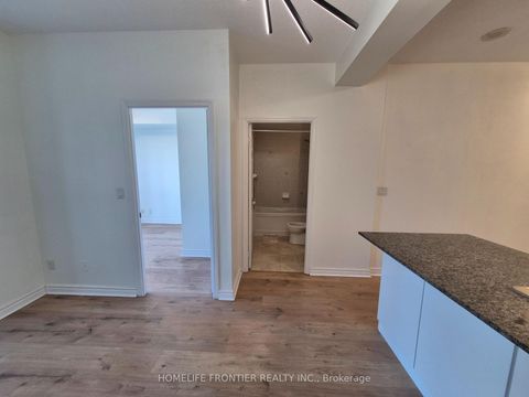 Photo 6 at 1009 - 18 Holmes Avenue, Willowdale East, Toronto