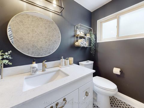 Photo 15 at 30 Carondale Crescent, L'Amoreaux, Toronto Photo 15 at 30 Carondale Crescent, L'Amoreaux, Toronto