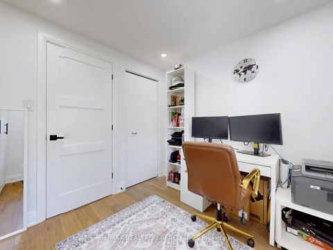 Photo 26 at 30 Carondale Crescent, L'Amoreaux, Toronto