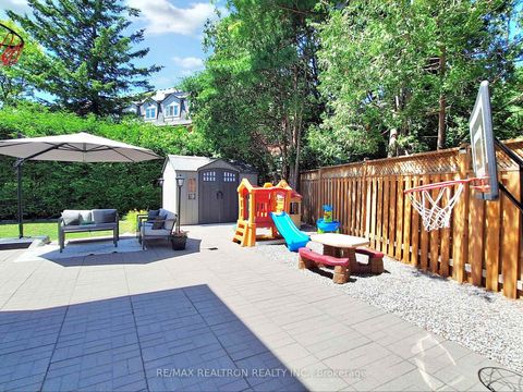 Photo 43 at 30 Carondale Crescent, L'Amoreaux, Toronto