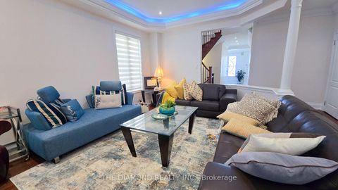 Photo 2 at 114 Chatfield Drive, West Woodbridge, Vaughan