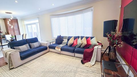 Photo 8 at 114 Chatfield Drive, West Woodbridge, Vaughan