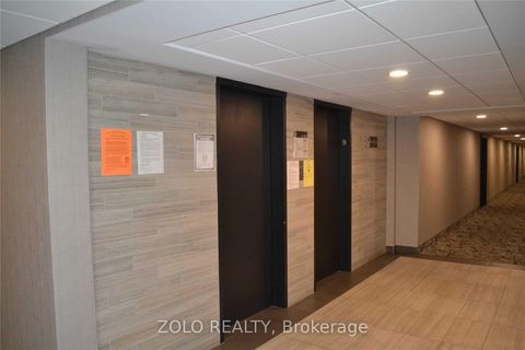 Photo 3 at 906 - 15 Vicora Linkway Way, Flemingdon Park, Toronto Photo 3 at 906 - 15 Vicora Linkway Way, Flemingdon Park, Toronto