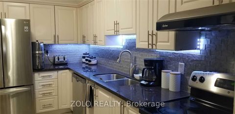 Photo 10 at 906 - 15 Vicora Linkway Way, Flemingdon Park, Toronto