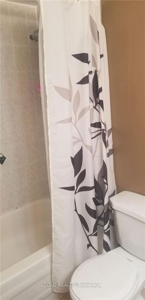 Photo 24 at 906 - 15 Vicora Linkway Way, Flemingdon Park, Toronto Photo 24 at 906 - 15 Vicora Linkway Way, Flemingdon Park, Toronto