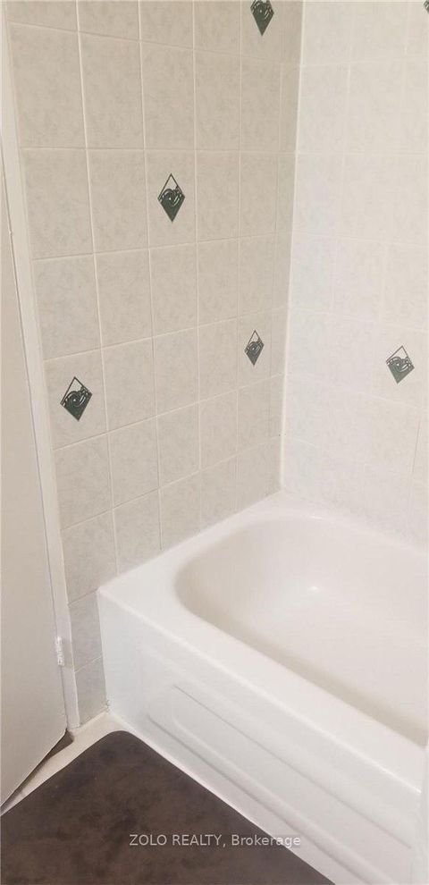 Photo 25 at 906 - 15 Vicora Linkway Way, Flemingdon Park, Toronto