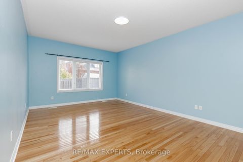 Photo 19 at 150 Saint Nicholas Crescent, Vellore Village, Vaughan