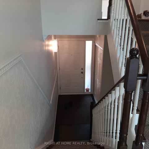 Photo 3 at 17 - 37 Old Firehall Lane, West Woodbridge, Vaughan