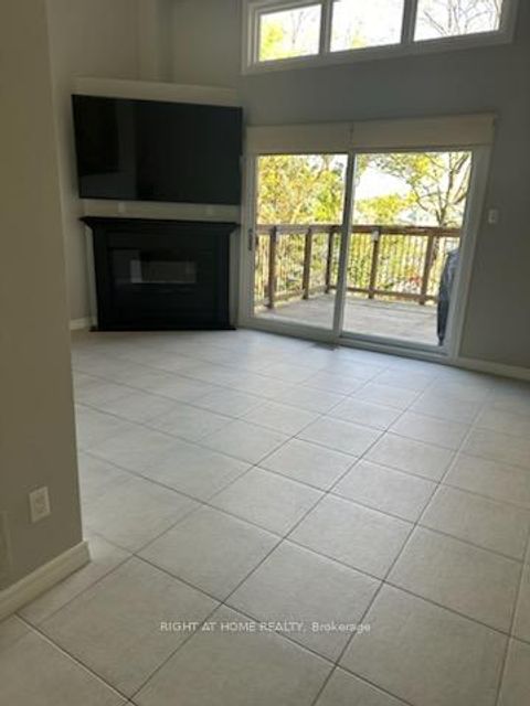 Photo 4 at 17 - 37 Old Firehall Lane, West Woodbridge, Vaughan