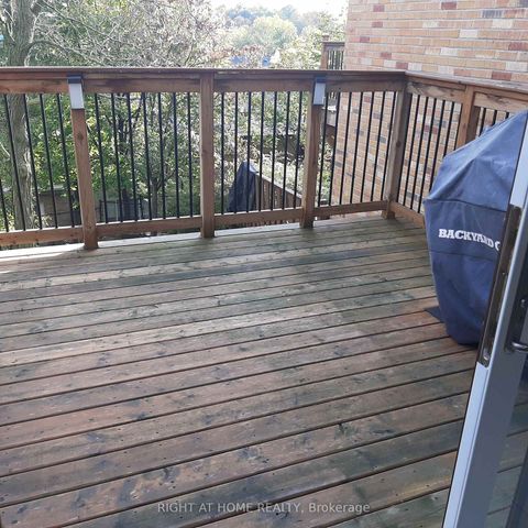 Photo 5 at 17 - 37 Old Firehall Lane, West Woodbridge, Vaughan