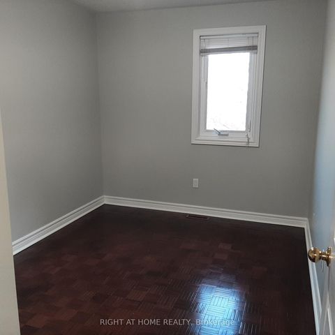 Photo 20 at 17 - 37 Old Firehall Lane, West Woodbridge, Vaughan