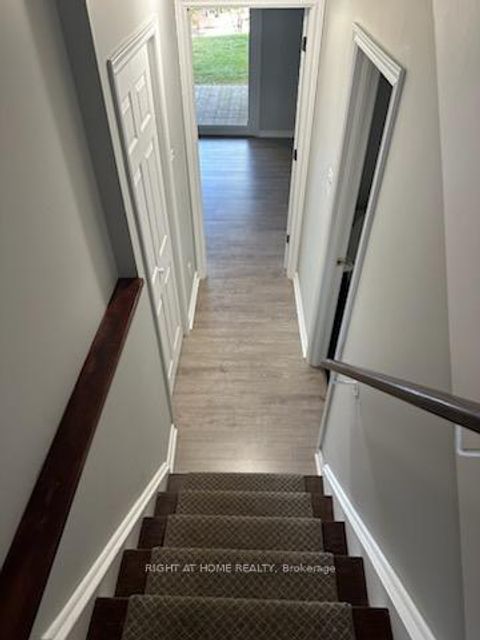 Photo 23 at 17 - 37 Old Firehall Lane, West Woodbridge, Vaughan