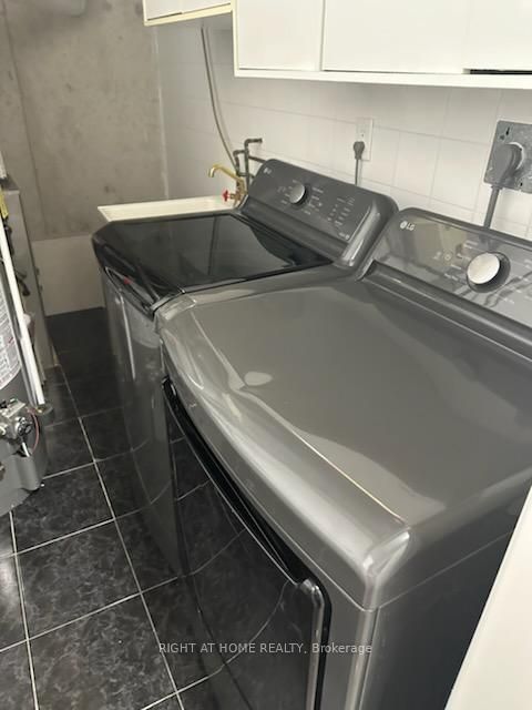 Photo 30 at 17 - 37 Old Firehall Lane, West Woodbridge, Vaughan