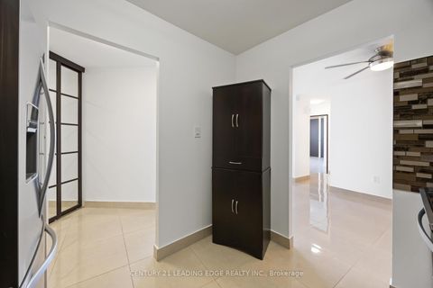 Photo 11 at 2403 - 330 Dixon Road, The Westway, Toronto