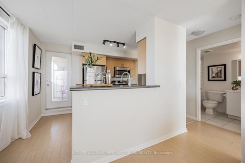 Photo 6 at 511 - 4 Elsinore Path, New Toronto, Toronto