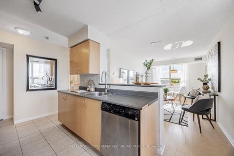 Photo 10 at 511 - 4 Elsinore Path, New Toronto, Toronto