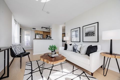 Photo 15 at 511 - 4 Elsinore Path, New Toronto, Toronto