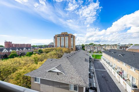 Photo 24 at 511 - 4 Elsinore Path, New Toronto, Toronto