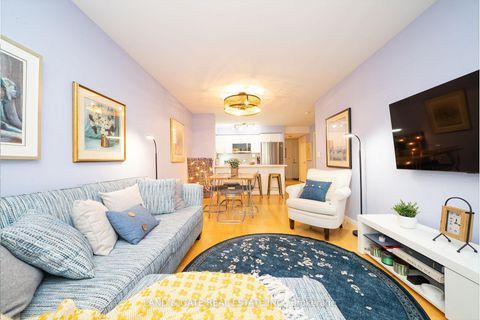 Photo 7 at 202 - 18 Stafford Street, Niagara, Toronto