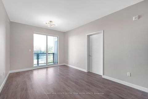 Photo 15 at 212 - 168 Sabina Drive, GO Glenorchy, Oakville