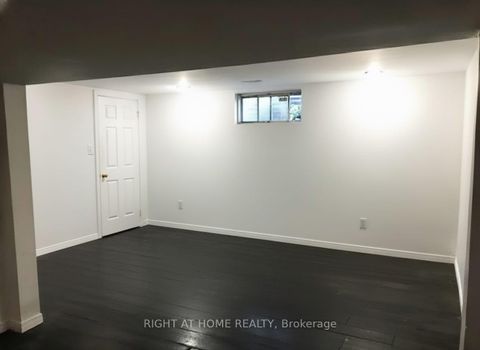 Photo 2 at 75 Corbett Drive, Grove East, Barrie