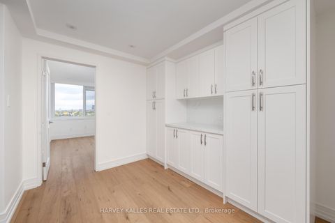 Photo 8 at 1111 - 3000 Bathurst Street, Lawrence, Toronto