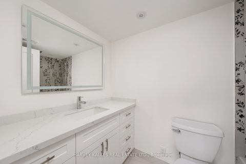 Photo 20 at 1111 - 3000 Bathurst Street, Lawrence, Toronto