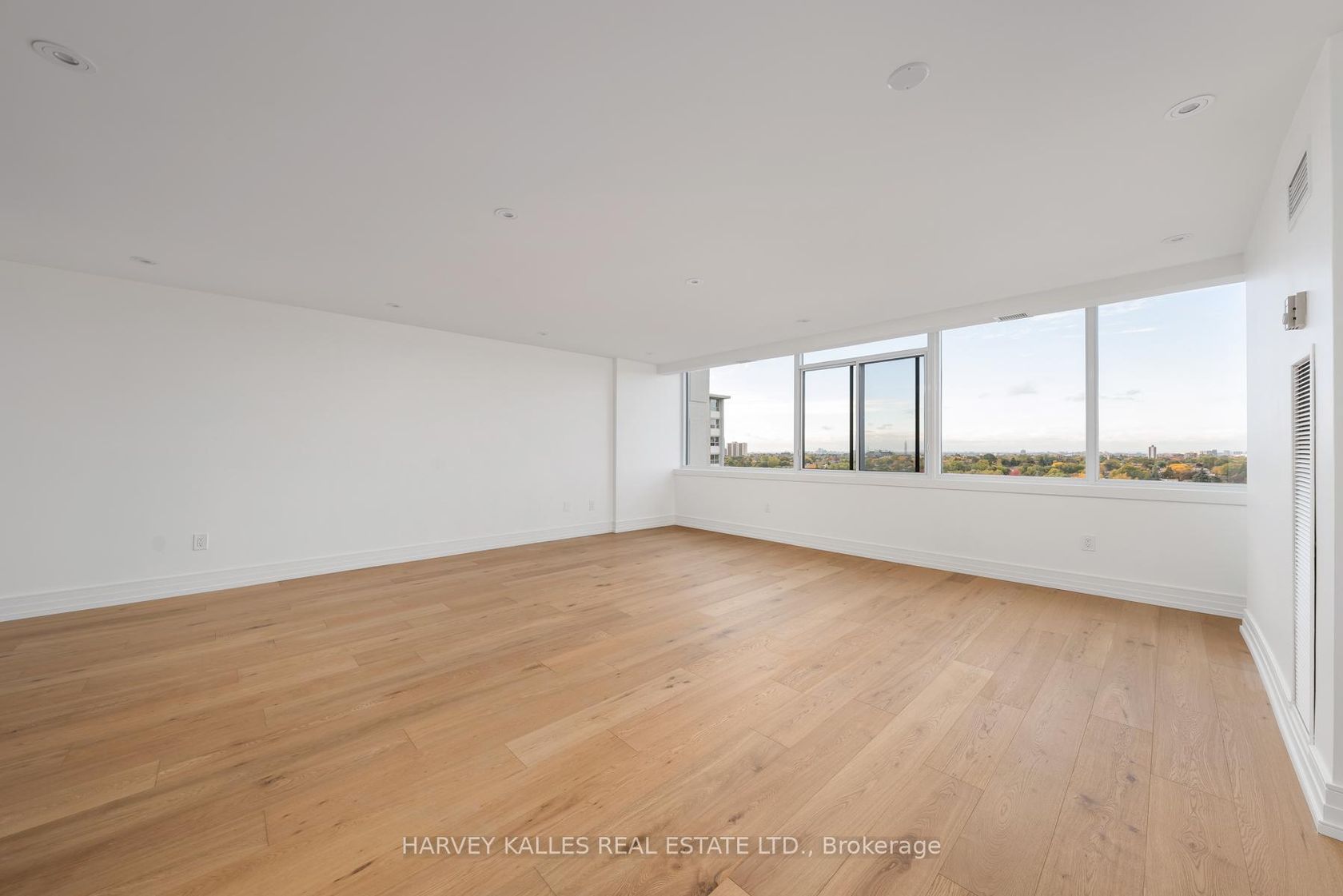 Photo 14 at 1111 - 3000 Bathurst Street, Lawrence, Toronto Photo 14 at 1111 - 3000 Bathurst Street, Lawrence, Toronto