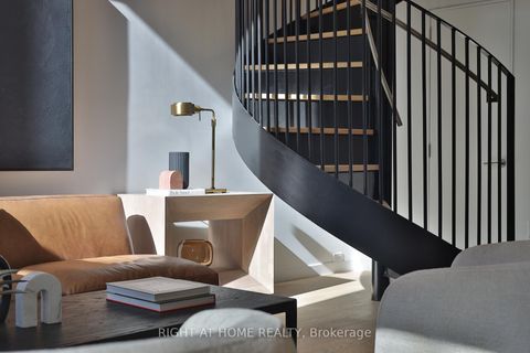 Photo 2 at PH 7 - 225 Brunswick Avenue, University, Toronto