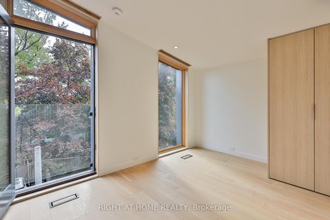 Photo 22 at PH 7 - 225 Brunswick Avenue, University, Toronto