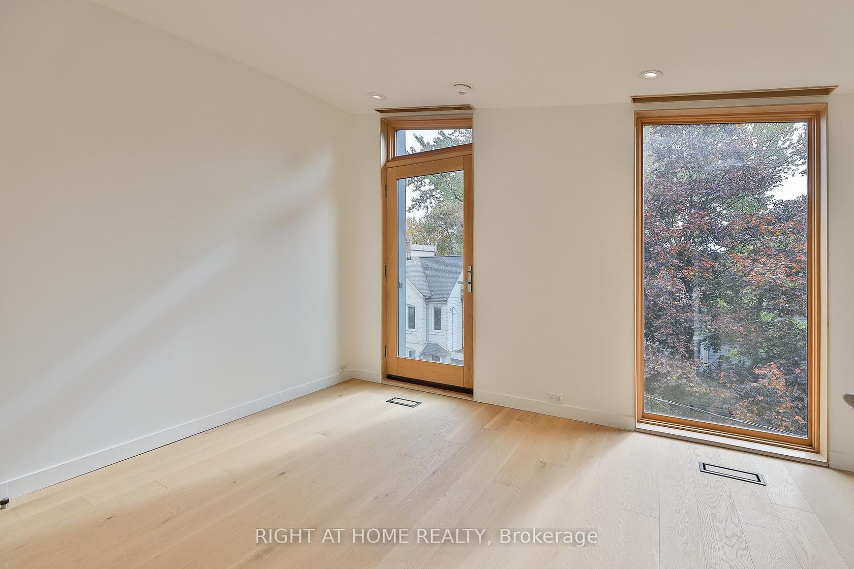 Photo 21 at PH 7 - 225 Brunswick Avenue, University, Toronto Photo 21 at PH 7 - 225 Brunswick Avenue, University, Toronto