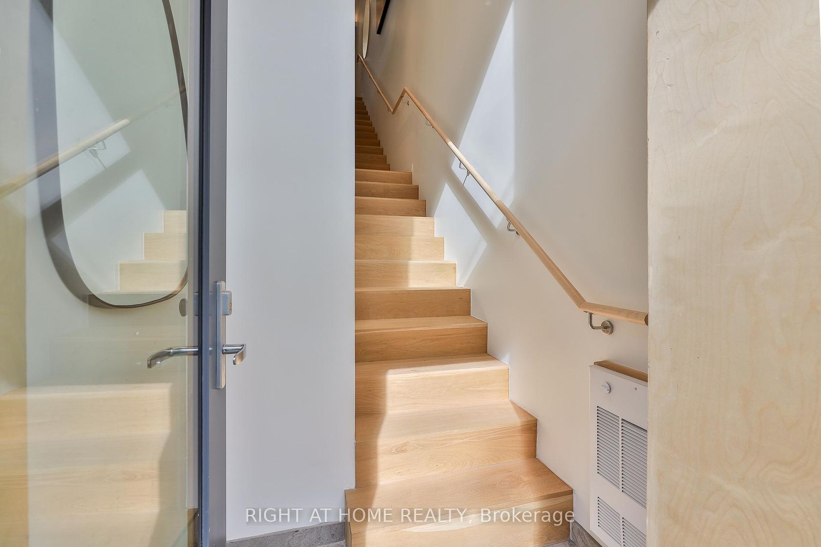 Photo 23 at PH 7 - 225 Brunswick Avenue, University, Toronto Photo 23 at PH 7 - 225 Brunswick Avenue, University, Toronto