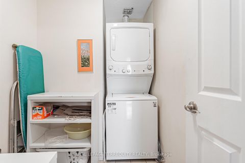 Photo 25 at 605 - 225 Davenport Road, Annex, Toronto