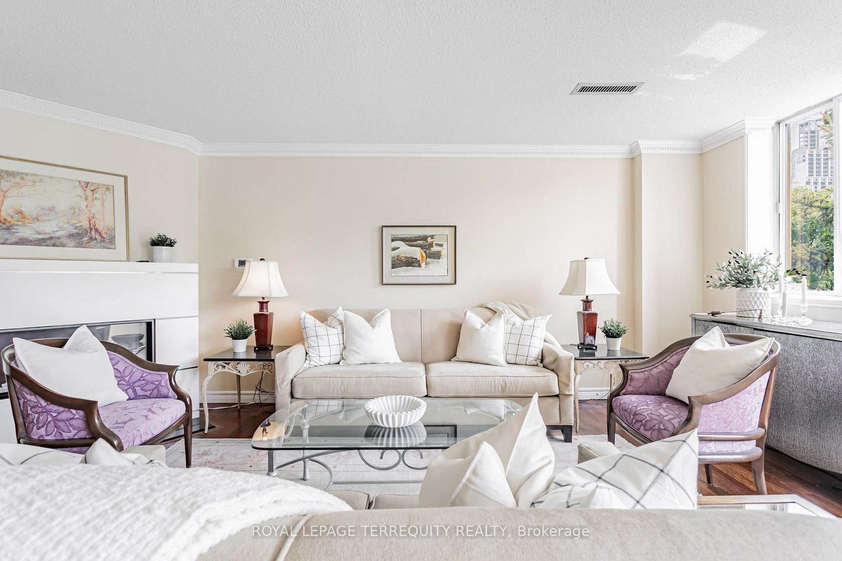 Photo 11 at 605 - 225 Davenport Road, Annex, Toronto Photo 11 at 605 - 225 Davenport Road, Annex, Toronto