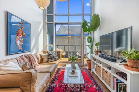 Photo 8 at 329 - 5 Hanna Avenue, Niagara, Toronto