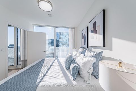 Photo 25 at 3809 - 100 Harbour Street, Waterfront Communities C1, Toronto