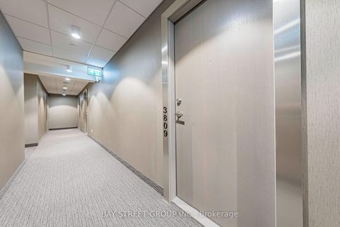 Photo 31 at 3809 - 100 Harbour Street, Waterfront Communities C1, Toronto
