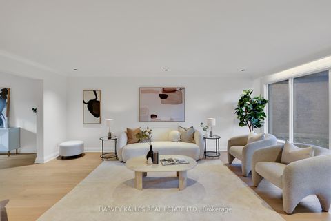 Photo 4 at 40 Rondeau Drive, Hillcrest Village, Toronto