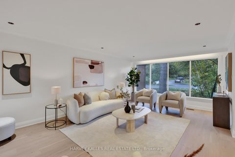 Photo 9 at 40 Rondeau Drive, Hillcrest Village, Toronto