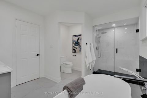 Photo 30 at 40 Rondeau Drive, Hillcrest Village, Toronto