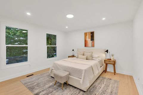 Photo 33 at 40 Rondeau Drive, Hillcrest Village, Toronto