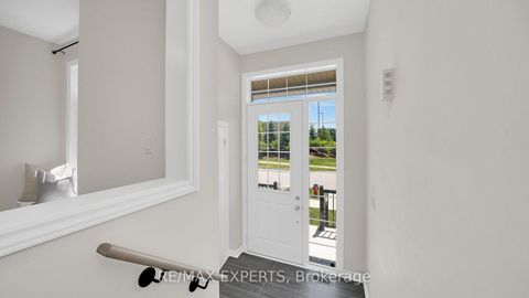 Photo 2 at 24A Tatton Court, King City, King