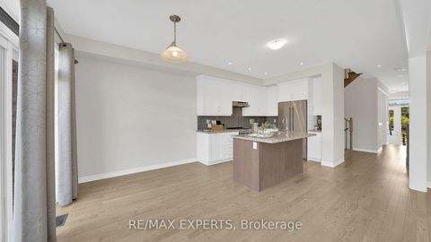 Photo 14 at 24A Tatton Court, King City, King