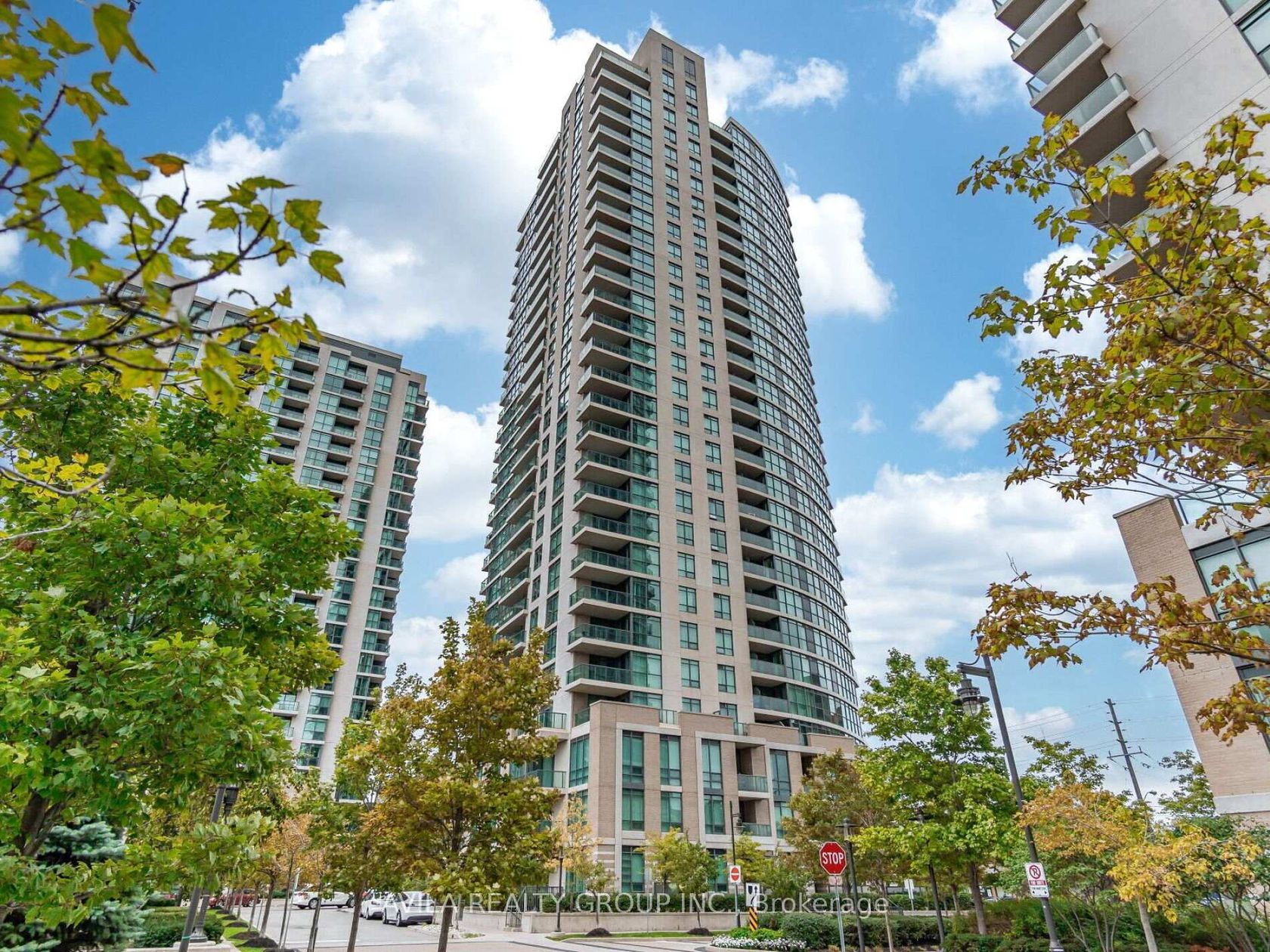 1001 - 215 Sherway Gardens Road E, City Centre West, Toronto  by Loree Meneguzzi Real Estate 1001 - 215 Sherway Gardens Road E, City Centre West, Toronto