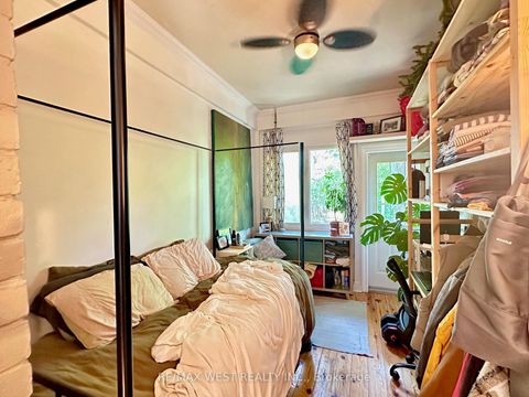 Photo 5 at 221 Albany Avenue, Annex, Toronto