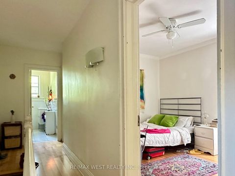 Photo 13 at 221 Albany Avenue, Annex, Toronto