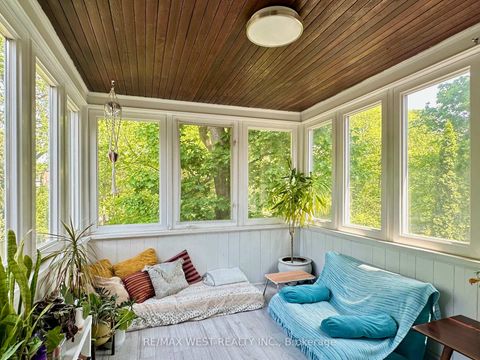 Photo 16 at 221 Albany Avenue, Annex, Toronto