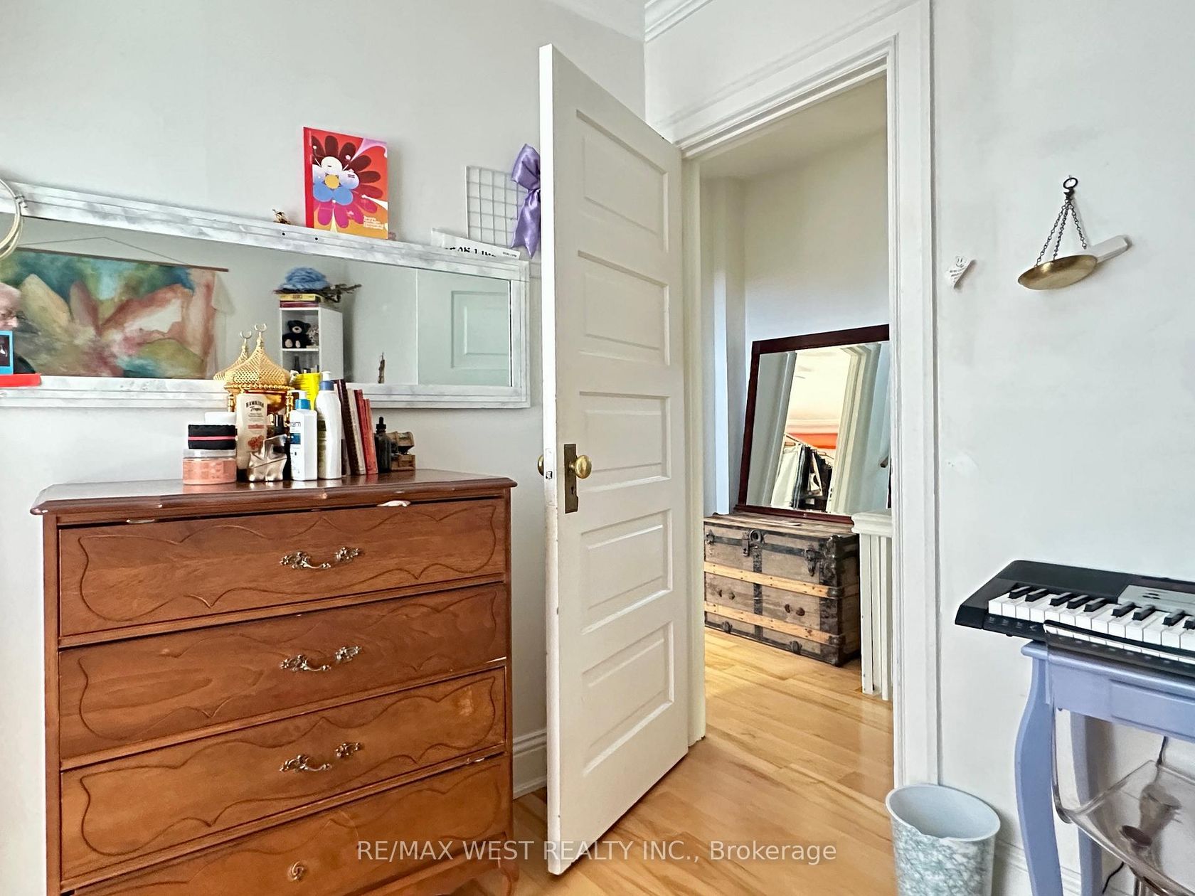 Photo 12 at 221 Albany Avenue, Annex, Toronto Photo 12 at 221 Albany Avenue, Annex, Toronto