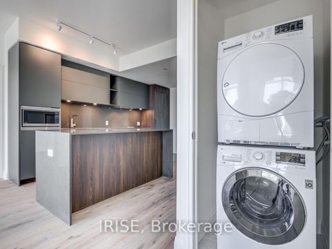 Photo 24 at 705 - 151 Avenue Road, Annex, Toronto